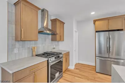 12 Enfield Ave, Montclair, NJ 07042 - Photo 19