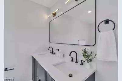 12 Enfield Ave, Montclair, NJ 07042 - Photo 27