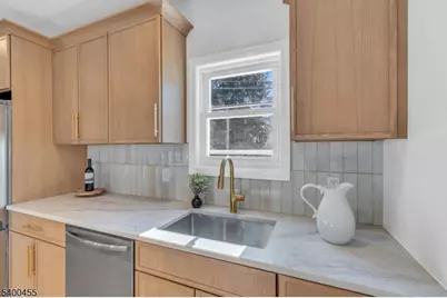 12 Enfield Ave, Montclair, NJ 07042 - Photo 21