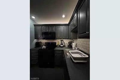 28 Lincoln Gdns #28, Parsippany, NJ 07034 - Photo 9