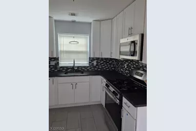 531 Broadway #B, Elizabeth, NJ 07206 - Photo 3