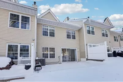 1075 Ash Dr, Mahwah, NJ 07430 - Photo 39