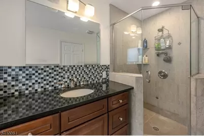 682 Greeley Ave #A, Fairview, NJ 07022 - Photo 17