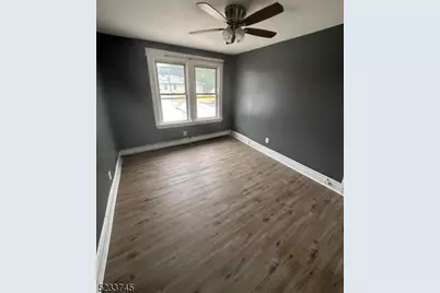 32 Rosehill Pl #2, Irvington, NJ 07111 - Photo 9