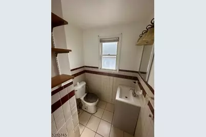 32 Rosehill Pl #2, Irvington, NJ 07111 - Photo 11