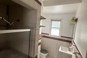 32 Rosehill Pl, Irvington, NJ 07111 - Photo 11