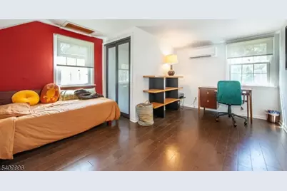 240 Princeton Ave, Rahway, NJ 07065 - Photo 17