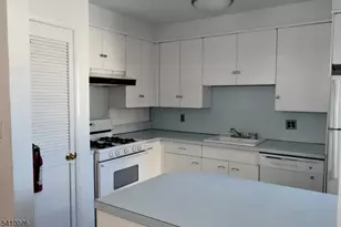 41 Elmwood Terrace, Elmwood Park, NJ 07407 - Photo 15