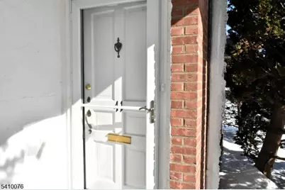 41 Elmwood Ter #41, Elmwood Park, NJ 07407 - Photo 3