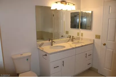 2 Washington Ct, Montville Township, NJ 07082 - Photo 11