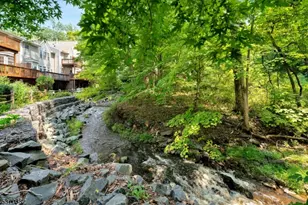 25 Rock Creek Woods Dr, Lambertville, NJ 08530 - Photo 7