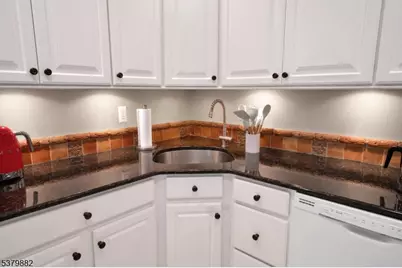 25 Rock Creek Woods Dr, Lambertville, NJ 08530 - Photo 15