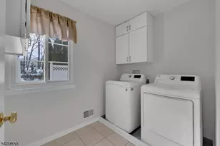 4 Tanglewood Way, Mount Olive, NJ 07828 - Photo 31