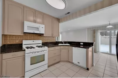 4 Tanglewood Way, Mount Olive, NJ 07828 - Photo 19