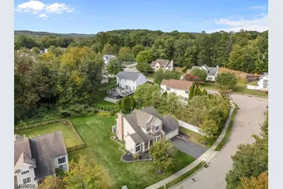 4 Tanglewood Way, Mount Olive, NJ 07828 - Photo 3