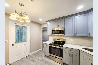 3D John Adams Ct, Monroe Township, NJ 08831 - Photo 13