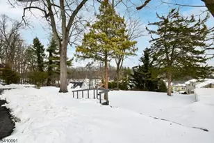 30 Woodside Ave, Haledon, NJ 07508 - Photo 17