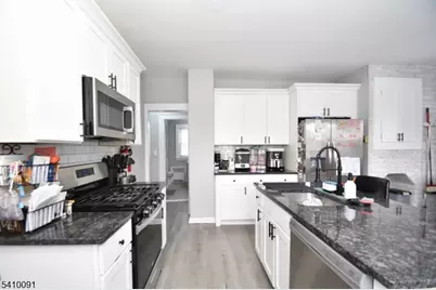 30 Woodside Ave, Haledon, NJ 07508 - Photo 5