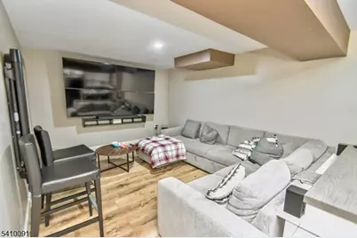 30 Woodside Ave, Haledon, NJ 07508 - Photo 13