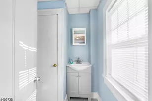 35 Leigh St, Clinton, NJ 08809 - Photo 17