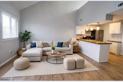 7 Arapahoe Dr Unit #8, Vernon, NJ 07462 - Photo 3