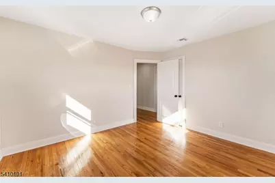 28 Toronto Ct, Maplewood, NJ 07040 - Photo 11