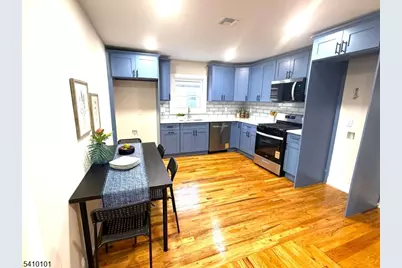 28 Toronto Ct, Maplewood, NJ 07040 - Photo 5