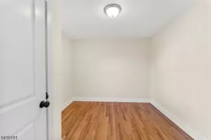 28 Toronto Ct, Maplewood, NJ 07040 - Photo 23