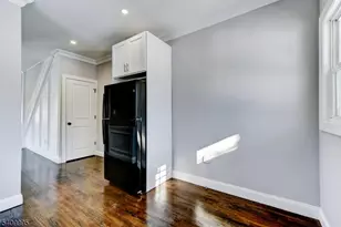 281 Altamont Pl, Somerville, NJ 08876 - Photo 9