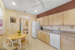 375 Rifle Camp Rd, Woodland Park, NJ 07424 - Photo 7