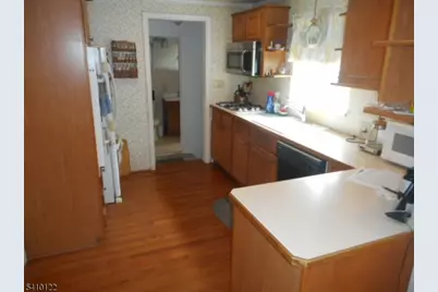 52 E Sumner Ave, Roselle Park, NJ 07204 - Photo 25