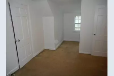 52 E Sumner Ave, Roselle Park, NJ 07204 - Photo 15