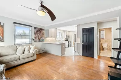 34 Bayview Ave, Hopatcong, NJ 07843 - Photo 3