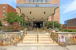 28 Riverside Ave Riv Twr, Red Bank, NJ 07701 - Photo 1