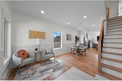 135 La Salle Ave, Clifton, NJ 07013 - Photo 5