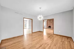 10 Red Robin Way, Raritan Township, NJ 08822 - Photo 5