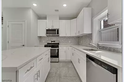 67 Wainwright St #1, Newark, NJ 07112 - Photo 3