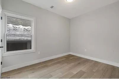 626 S 20th St #3, Newark, NJ 07103 - Photo 9