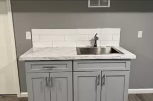 103 Melrose Ave, Irvington, NJ 07111 - Photo 17