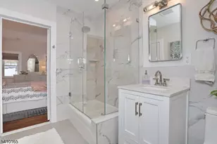 2 Maysenger Rd, Mahwah, NJ 07430 - Photo 13