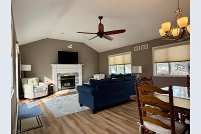 556 Locust Ave, Garwood, NJ 07027 - Photo 7