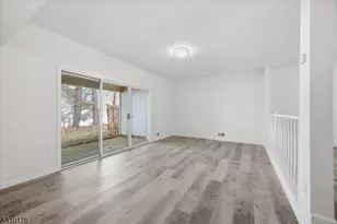 13 Morgan Pl, East Brunswick Township, NJ 08816 - Photo 11