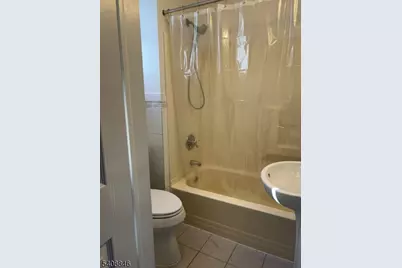 26 Althea St, Clifton, NJ 07013 - Photo 5