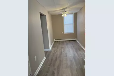 26 Althea St, Clifton, NJ 07013 - Photo 3