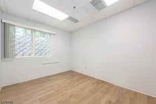 504 Hamburg Tpke, Wayne, NJ 07470 - Photo 11