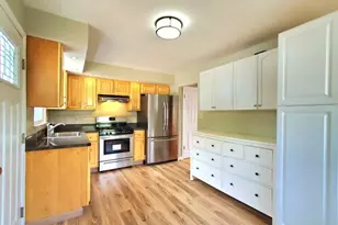 708A Farrand St, Raritan, NJ 08869 - Photo 9