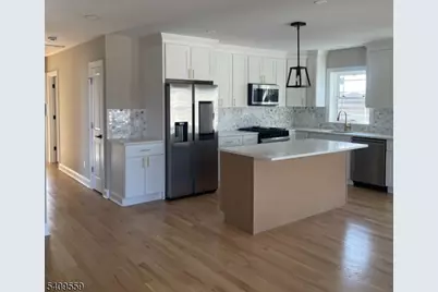 1297 Avy St, Hillside, NJ 07205 - Photo 5