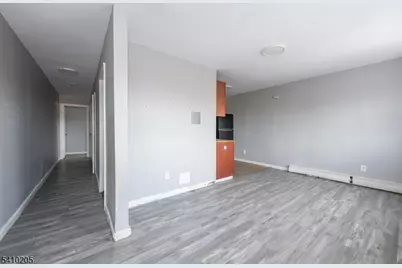 83 Broadway, Paterson, NJ 07505 - Photo 17