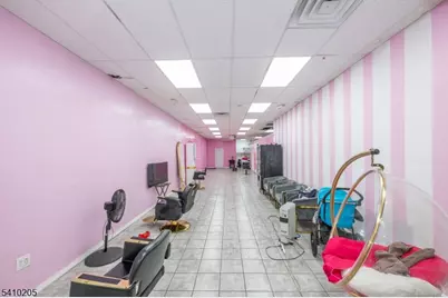 83 Broadway, Paterson, NJ 07505 - Photo 5