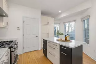 905 Binghampton Ln, Livingston, NJ 07039 - Photo 5